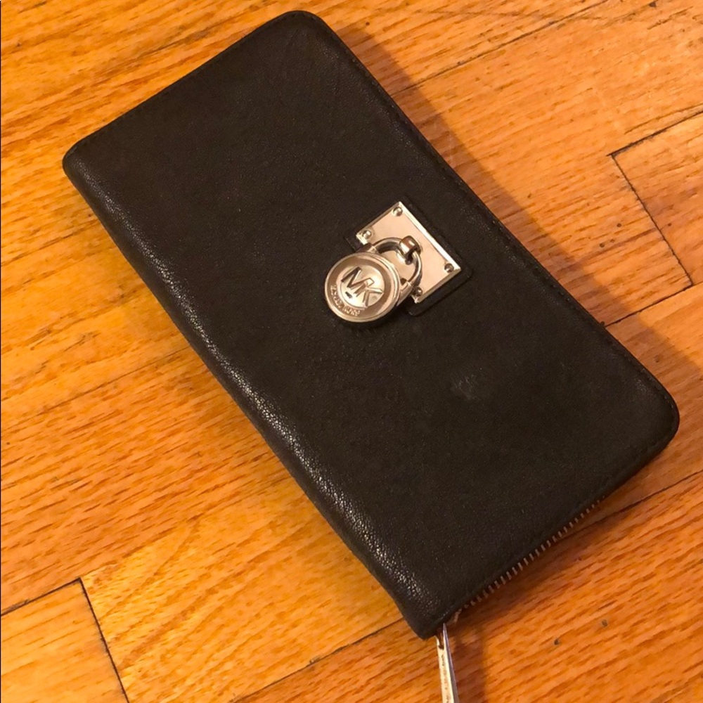 Authentic Michael Kors leather wallet